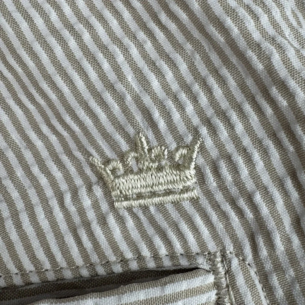 Peter Millar Shorts Mens 42 Beige White Seersucker Featherweight Golf Striped